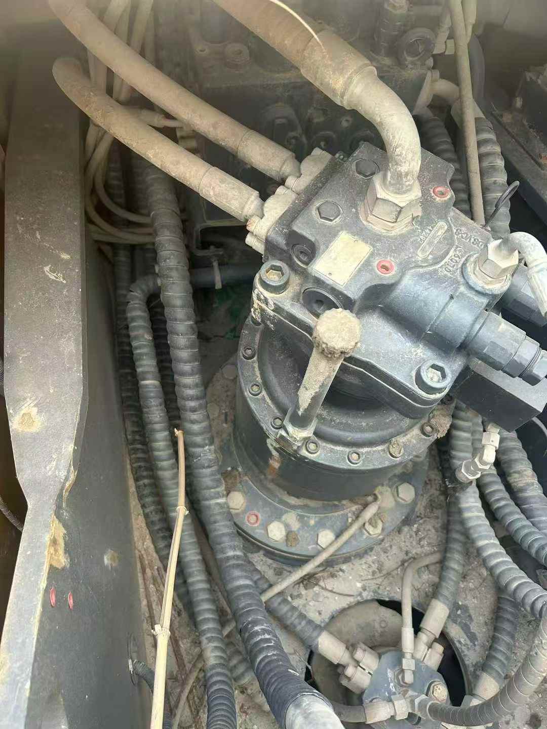 Used XCMG XE205GH Excavator 2021 Model / 6