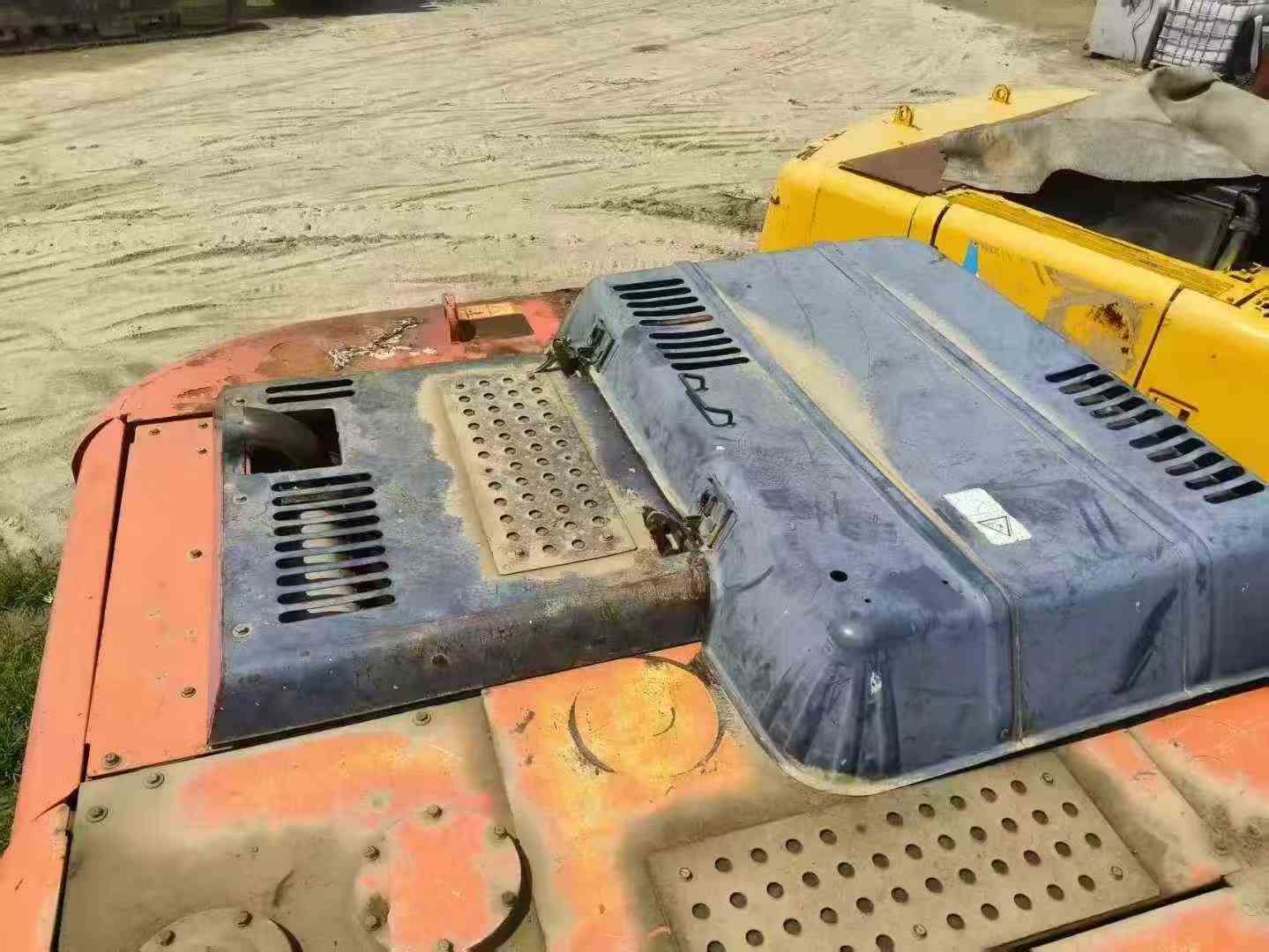 Used Hitachi ZW330 Excavator 2016 Model / 7