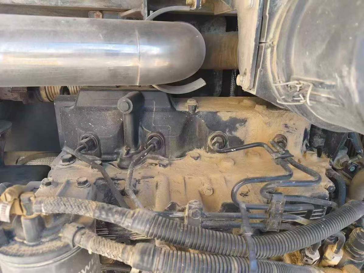 Used XCMG XE60 Excavator 2015 Model / 3