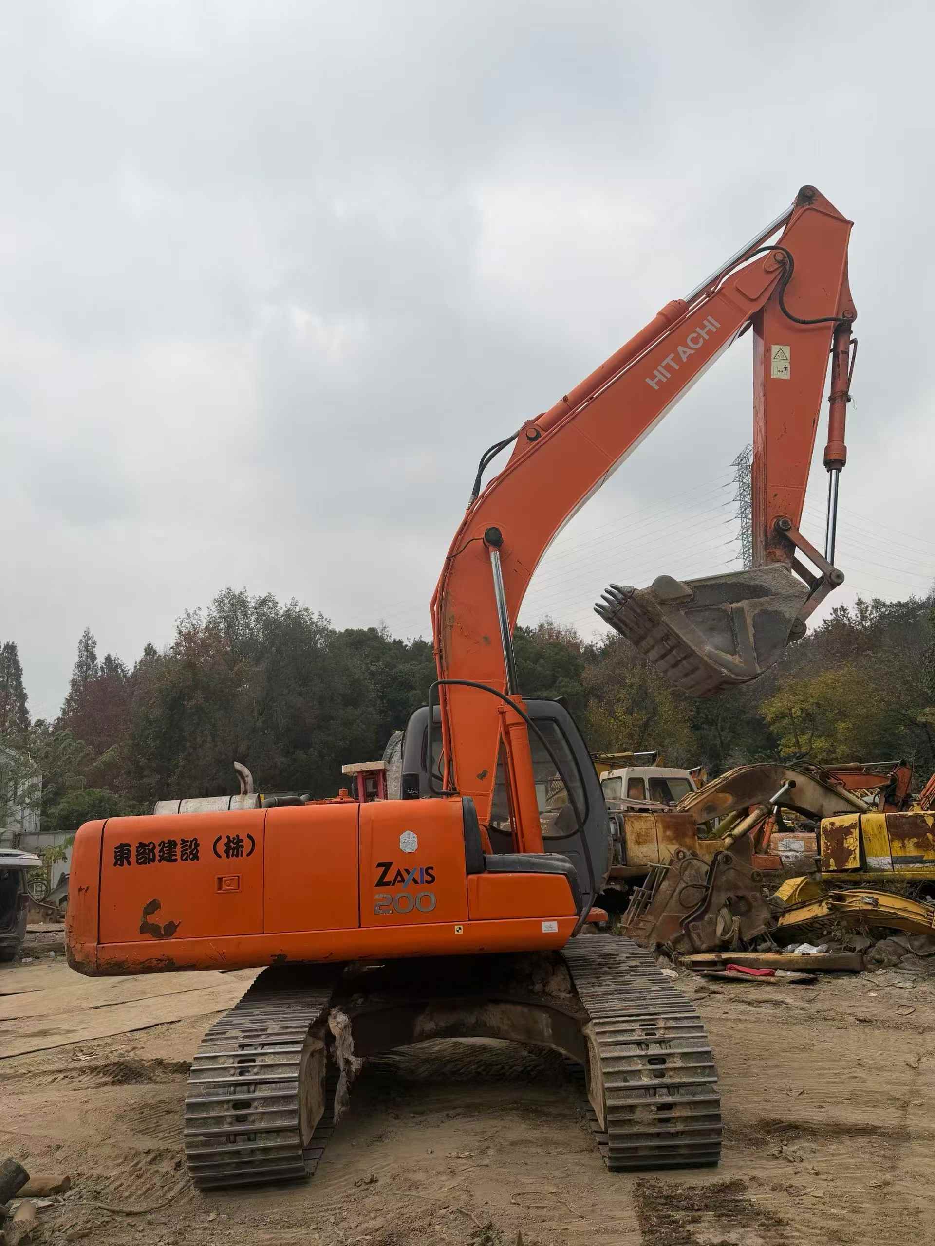 Used Hitachi ZAXIS200 Excavator 2016 Model / 3