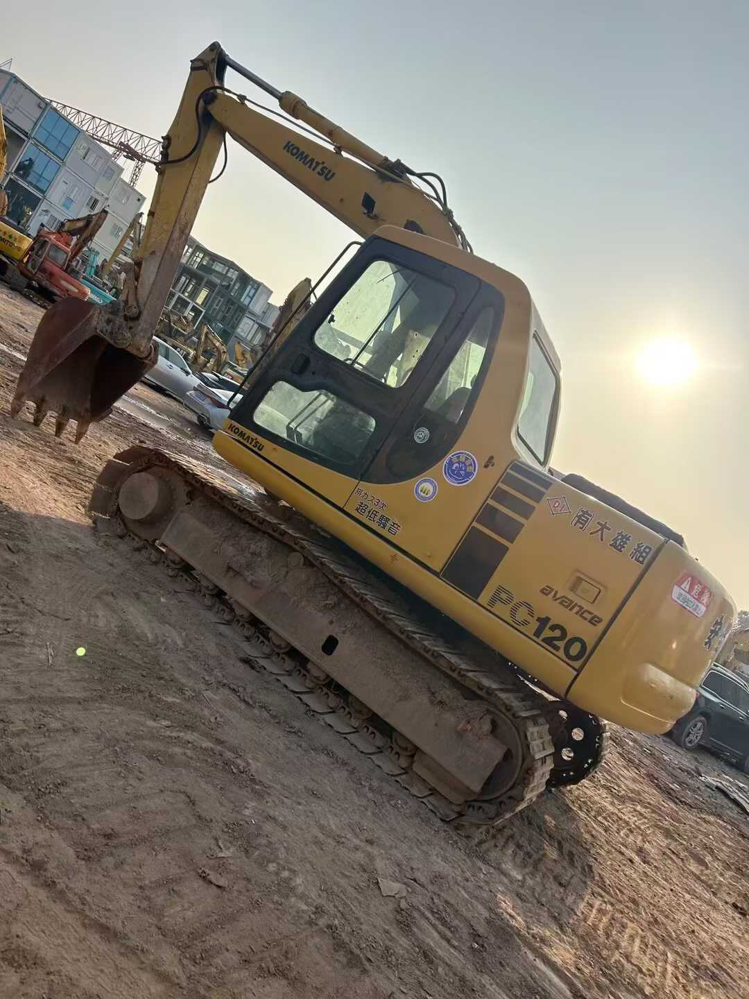 Used Komatsu PC120-6 Excavator 2016 Model / 3