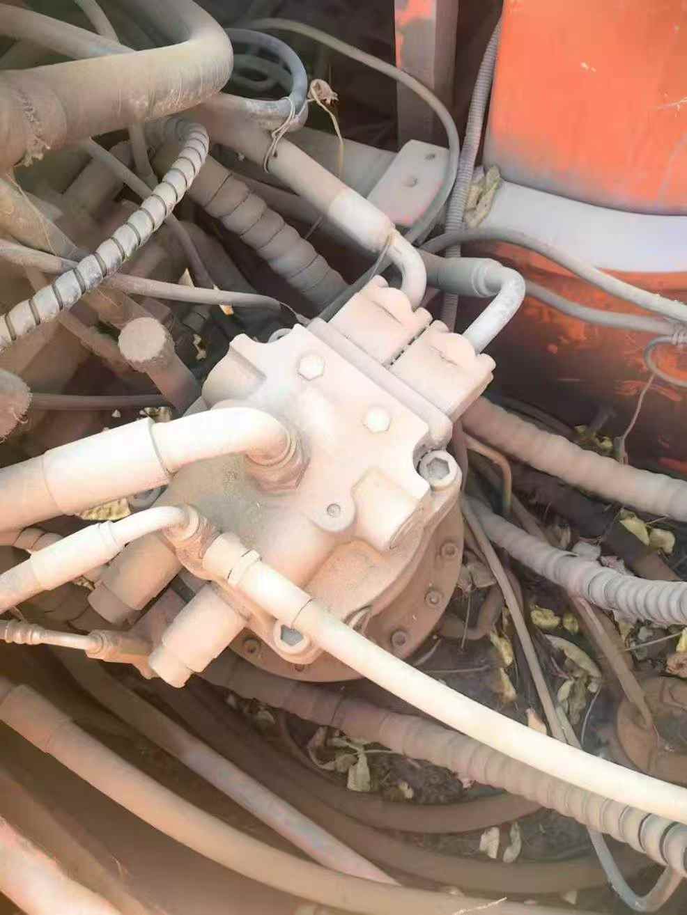 Used Doosan DX15 Excavator 2013 Model / 7