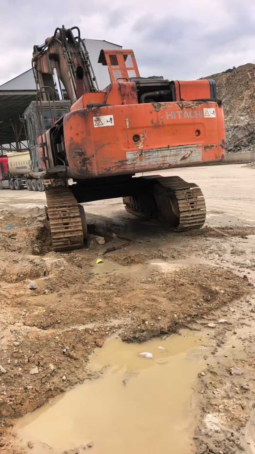 Used Hitachi ZX650 Excavator 2016 Model / 9