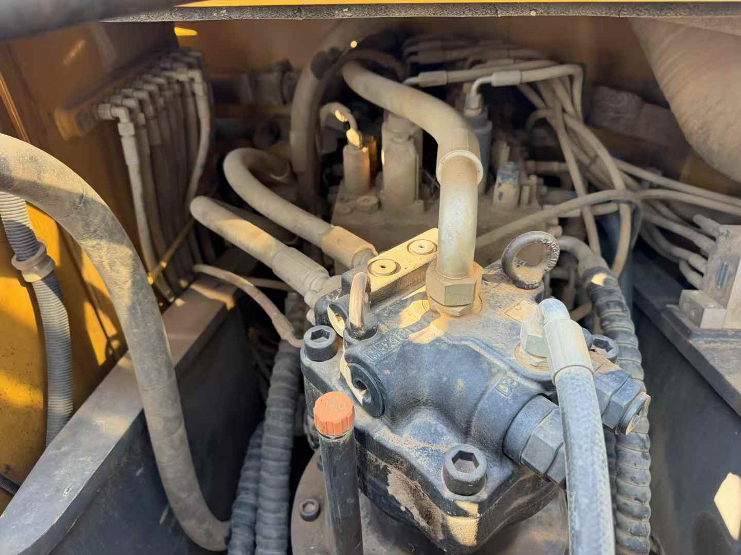 Used XCMG LW200 Excavator 2020 Model / 6