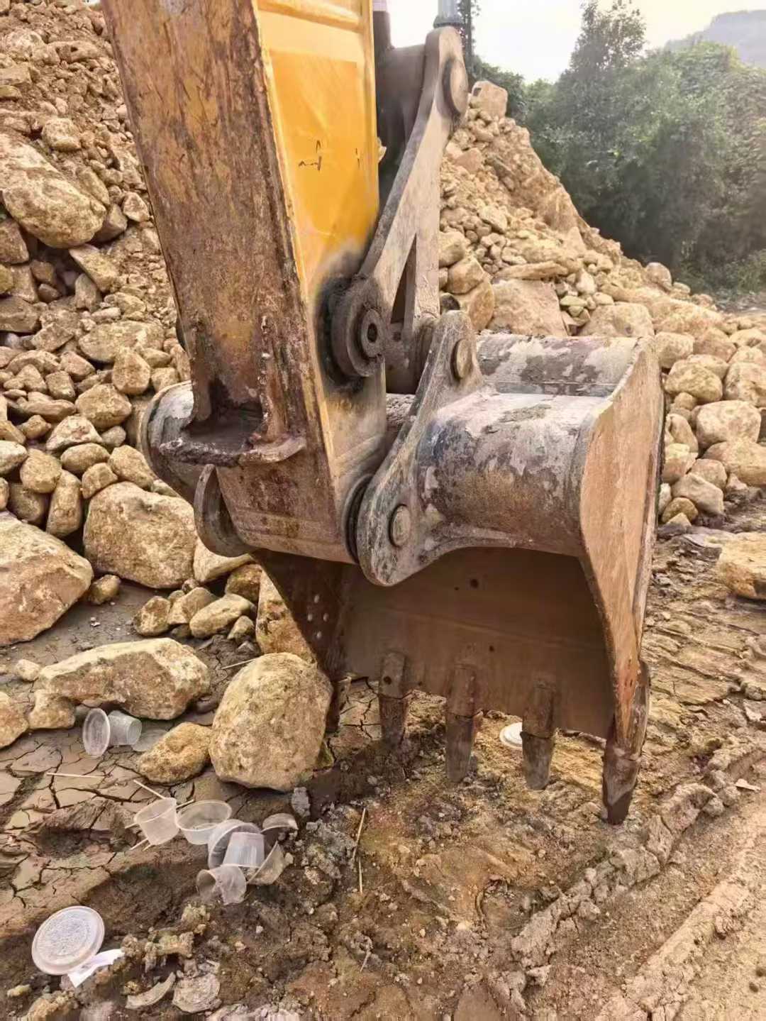 Used XCMG XE135GA Excavator 2025 Model / 4