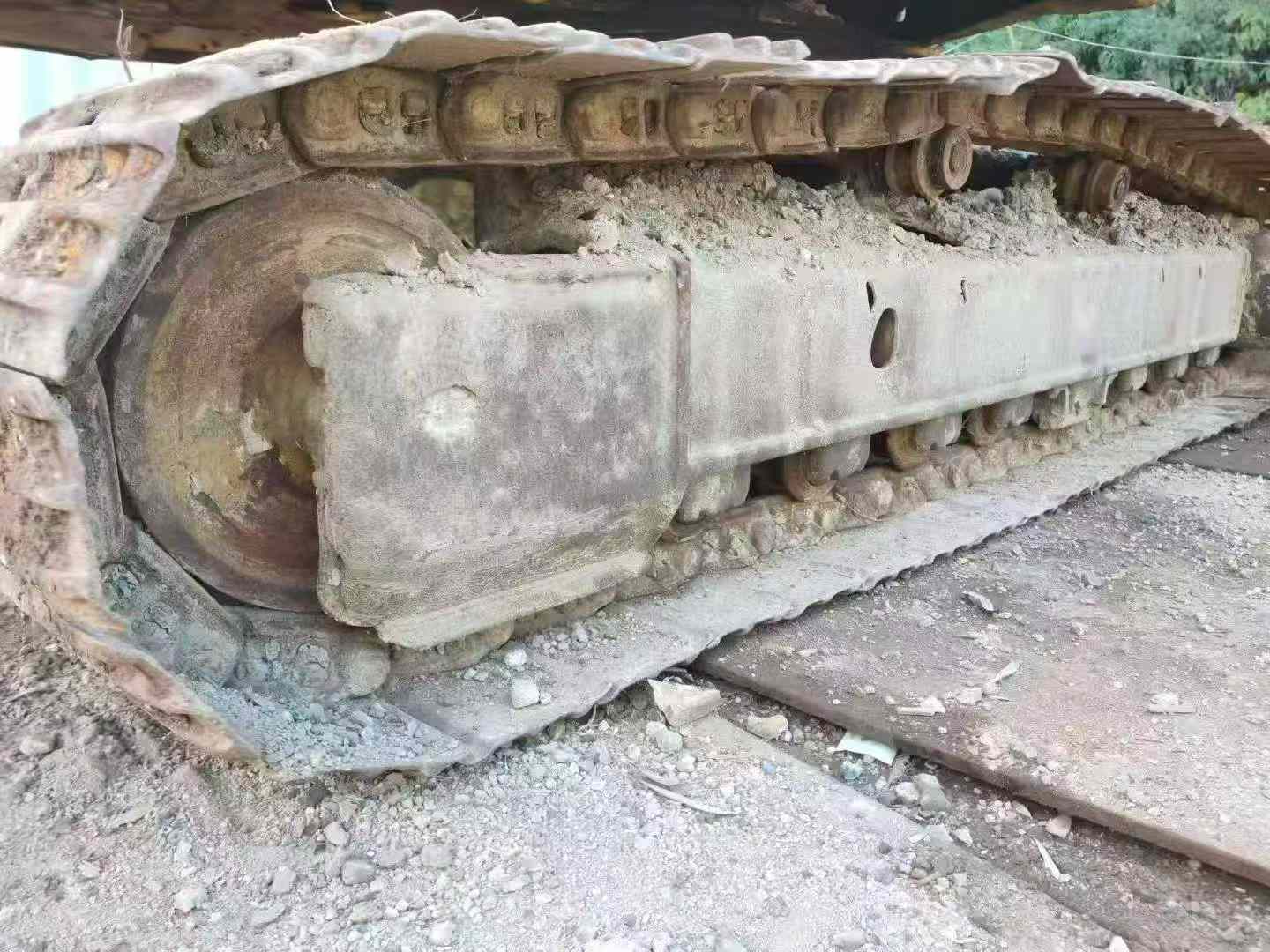 Used Komatsu PC220-8 Excavator 2016 Model / 4