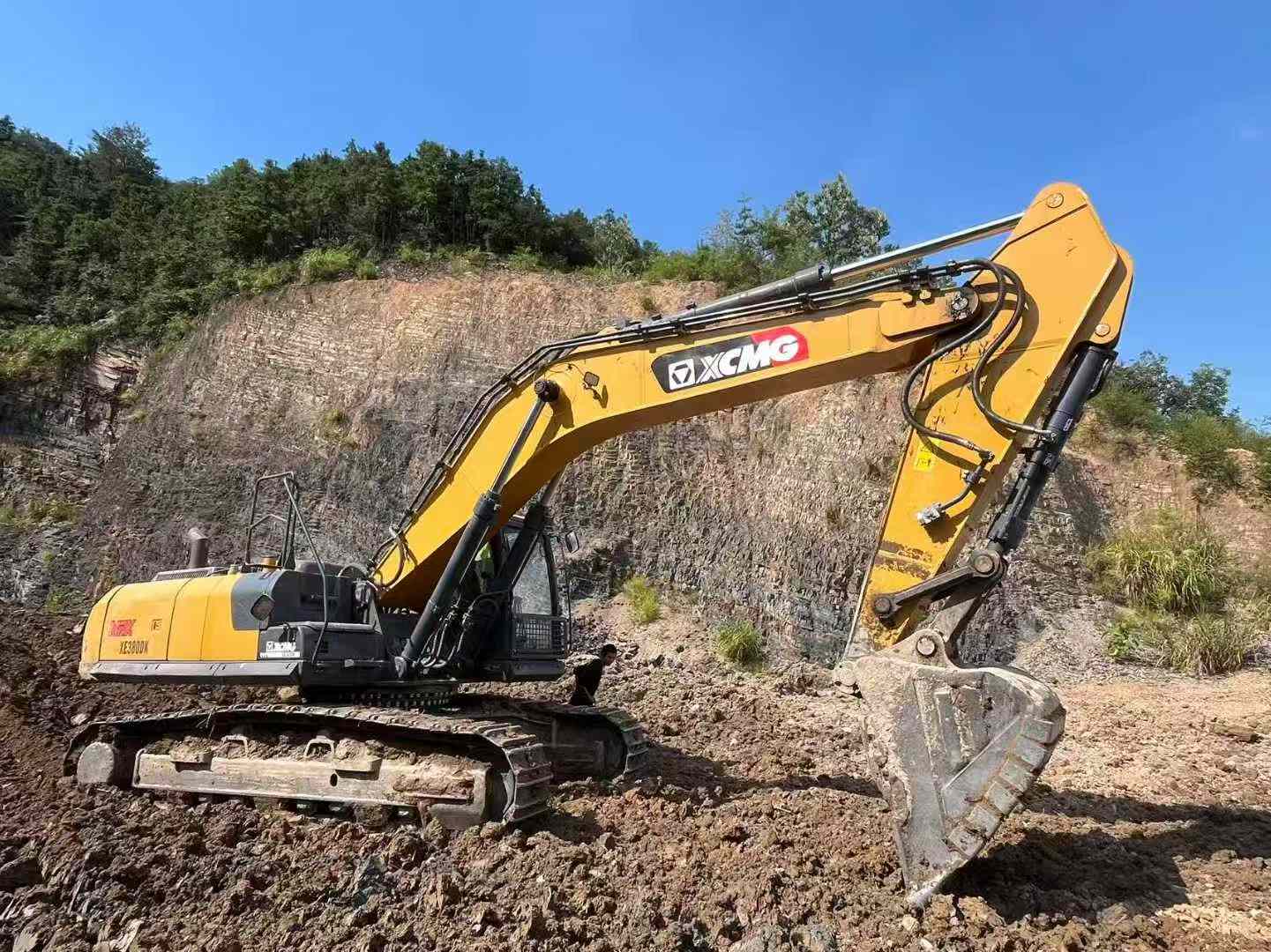 Used XCMG XE80 Excavator Model / 2