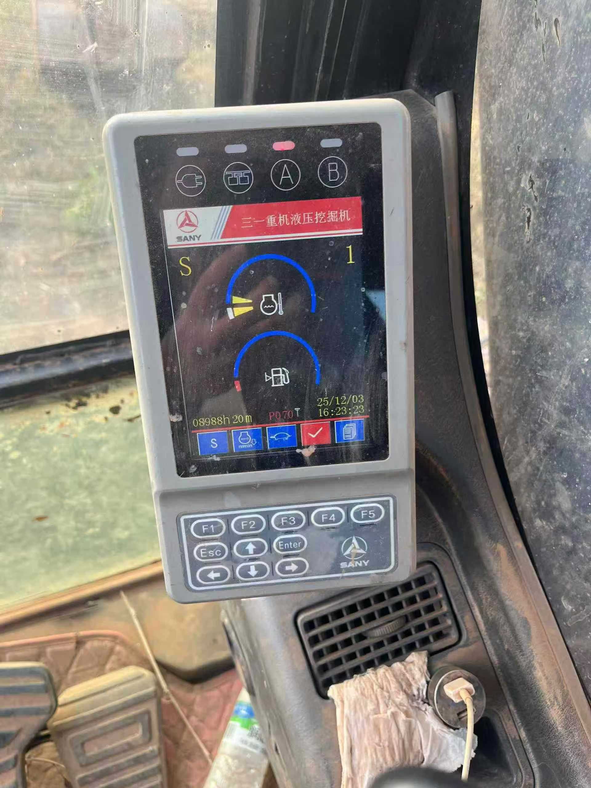 Used Sany SY205H Excavator 2018 Model / 6