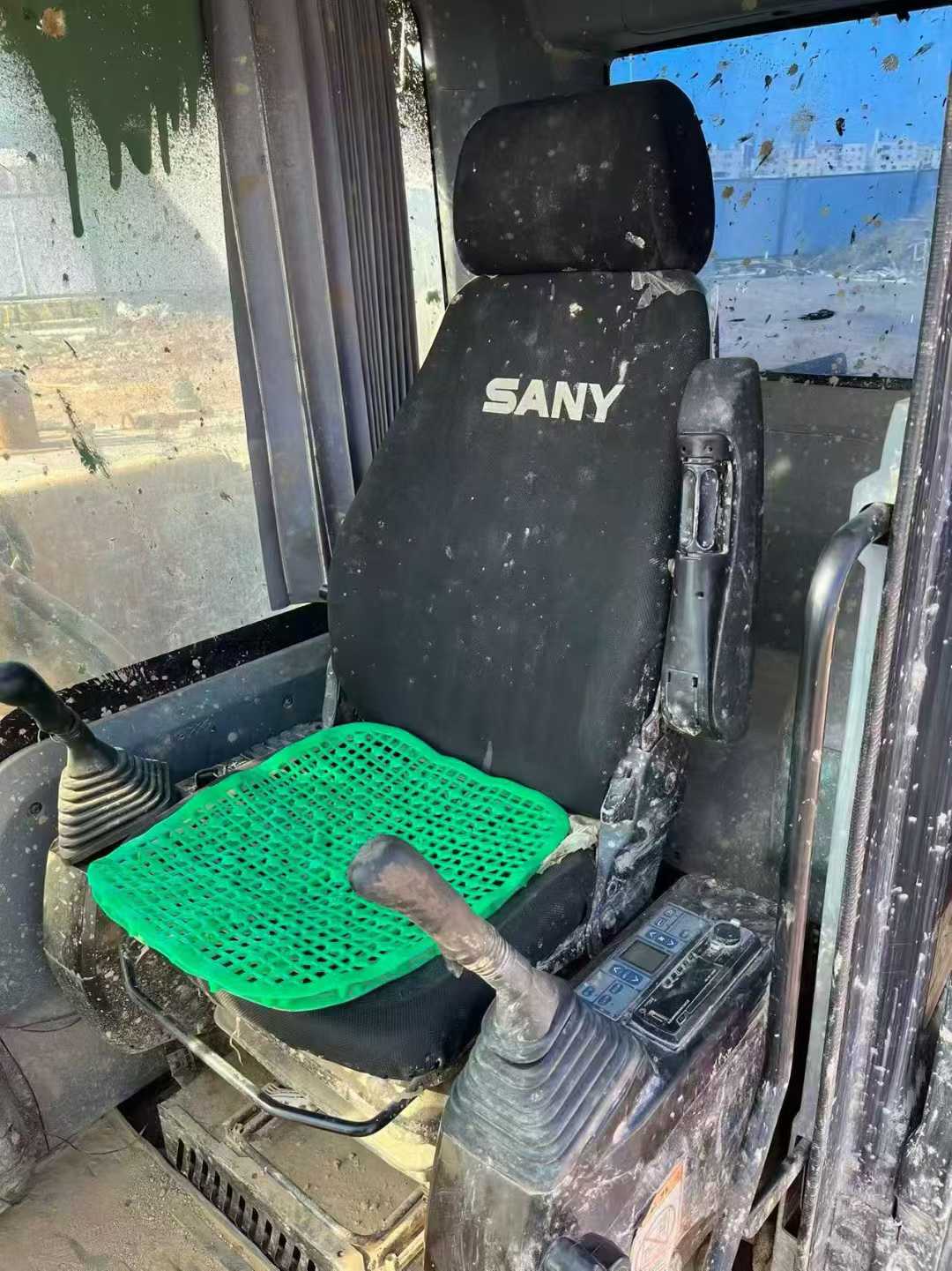 Used Sany SY55 Excavator 2016 Model / 3