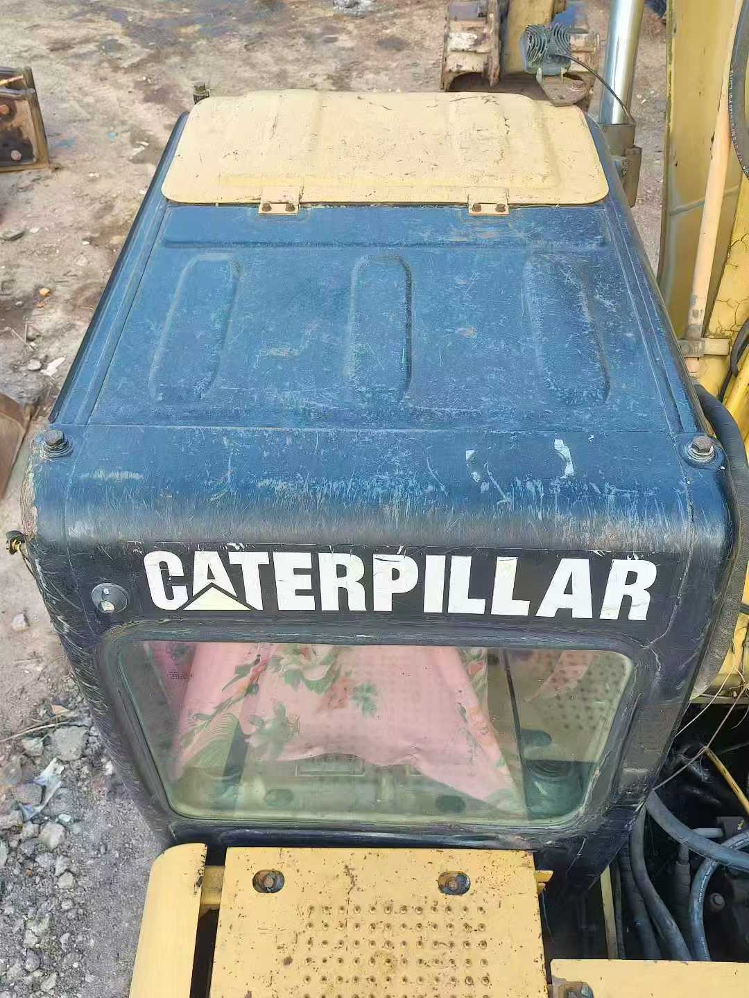 Used Caterpillar CT20 Excavator 2012 Model / 5