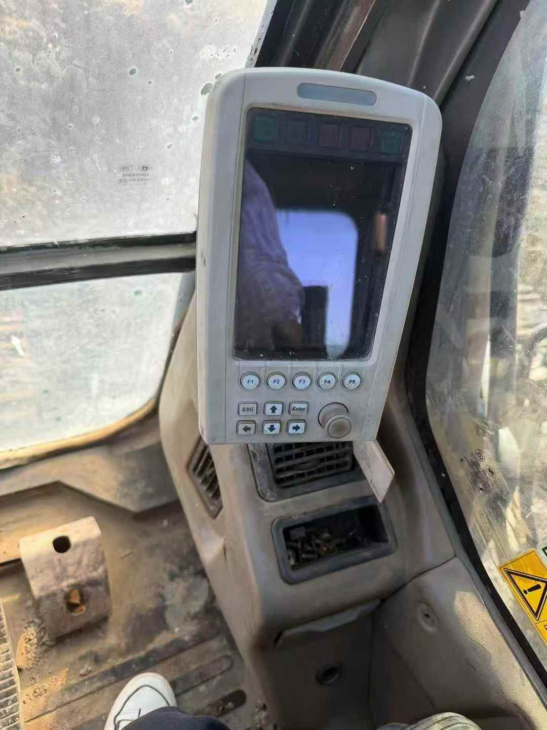 Used Sany SY205C-8S Excavator 2010 Model / 7
