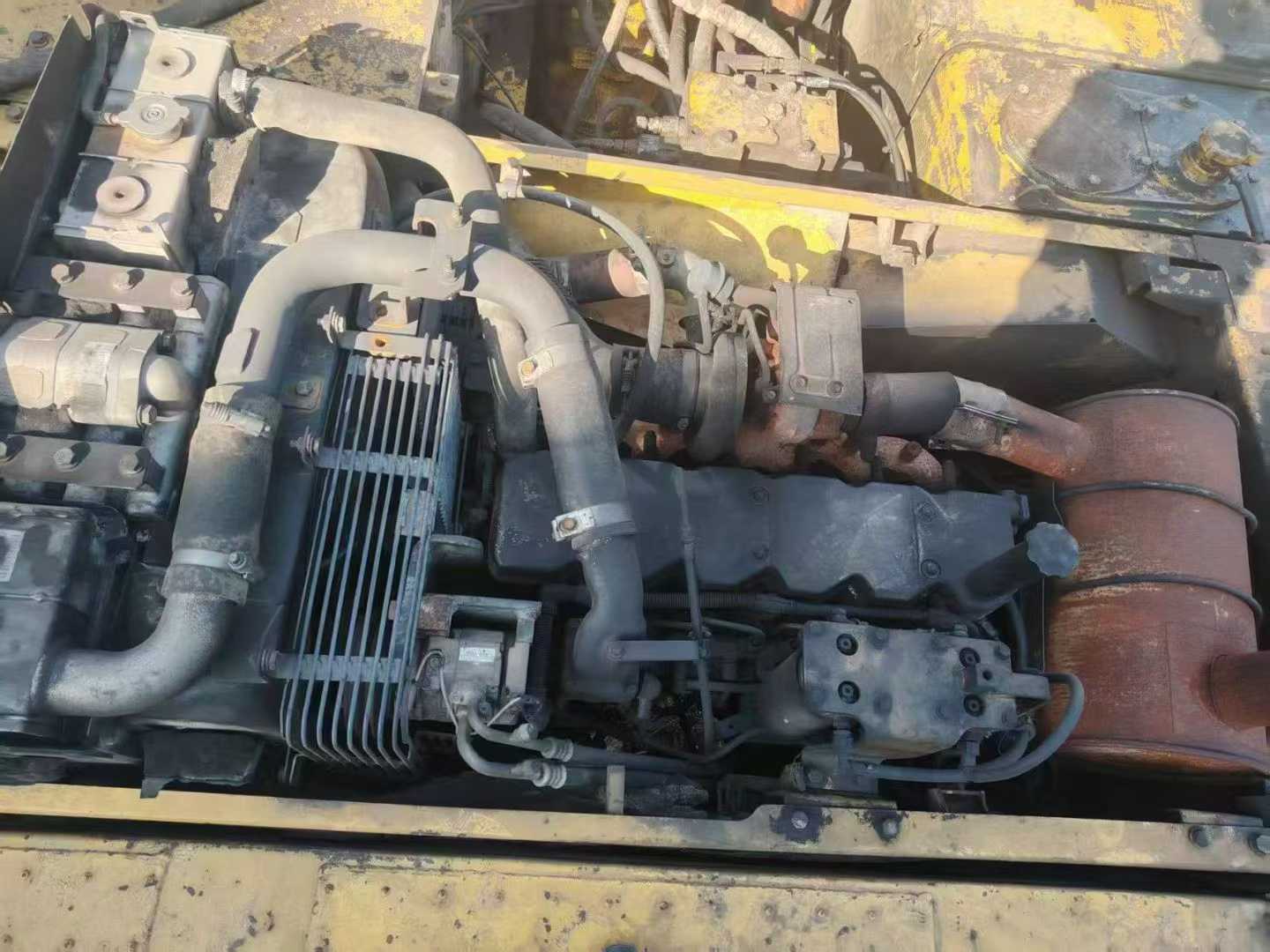 Used Komatsu PC240LC-8 Excavator 2016 Model / 3