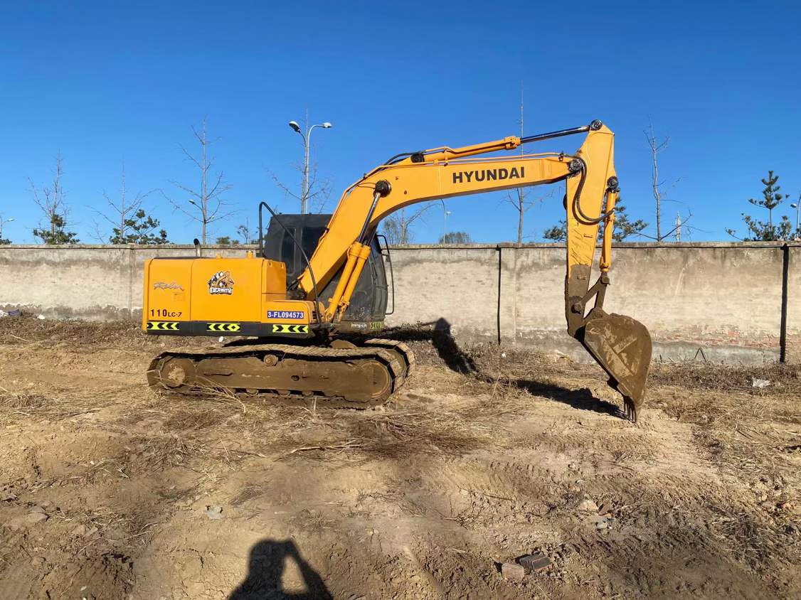 Buy Hyundai R110-7 Used Excavator / 6 Used Hyundai R110-7 Excavator 2016 Model / 6