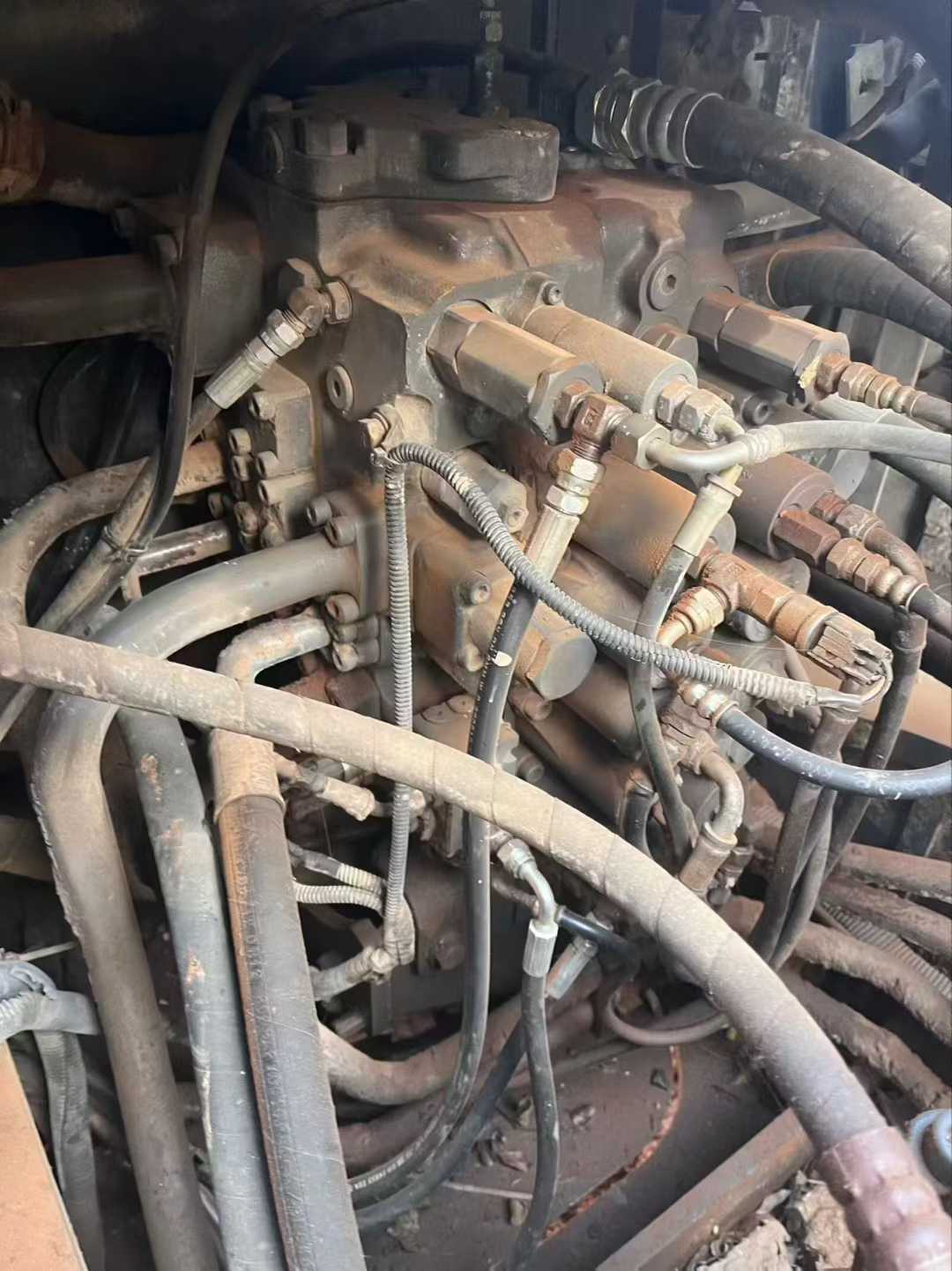 Used Sumitomo SH200 Excavator 2016 Model / 7