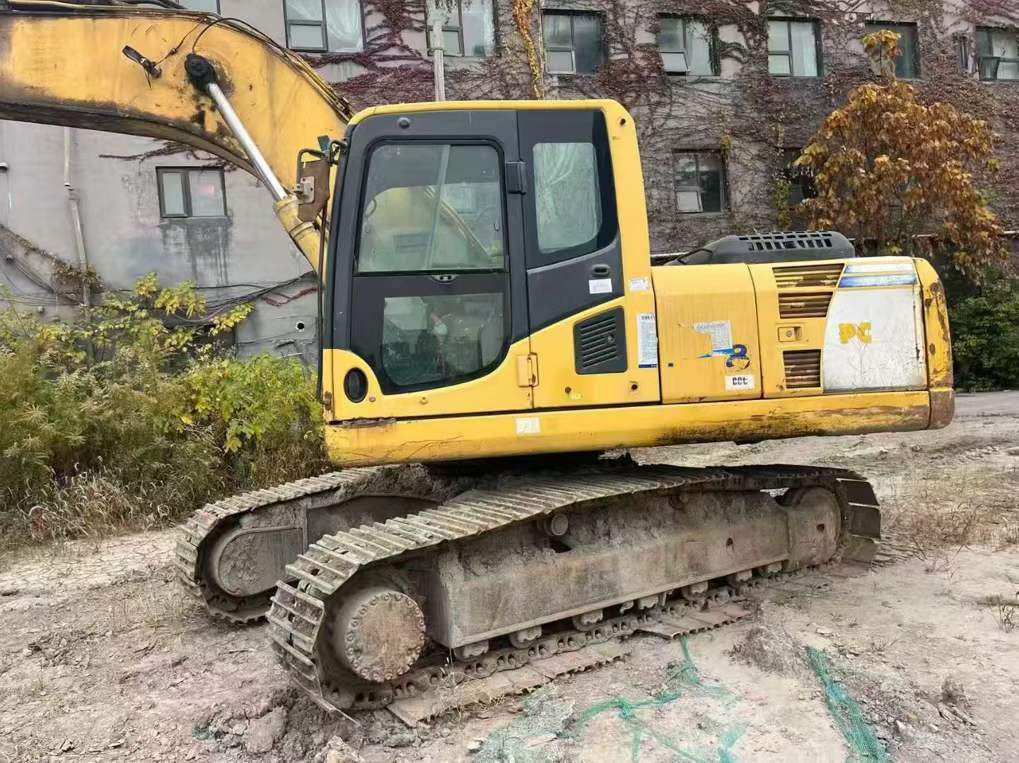 Used Komatsu PC200-8 Excavator 2016 Model / 6