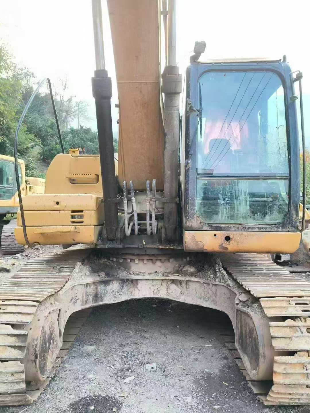 Used Caterpillar CT20 Excavator 2012 Model / 9