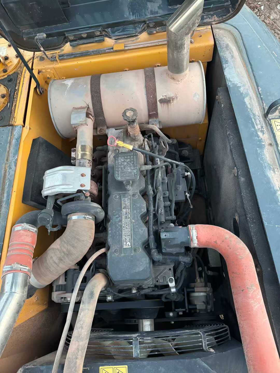 Used Hyundai R225LVS Excavator 2020 Model / 5