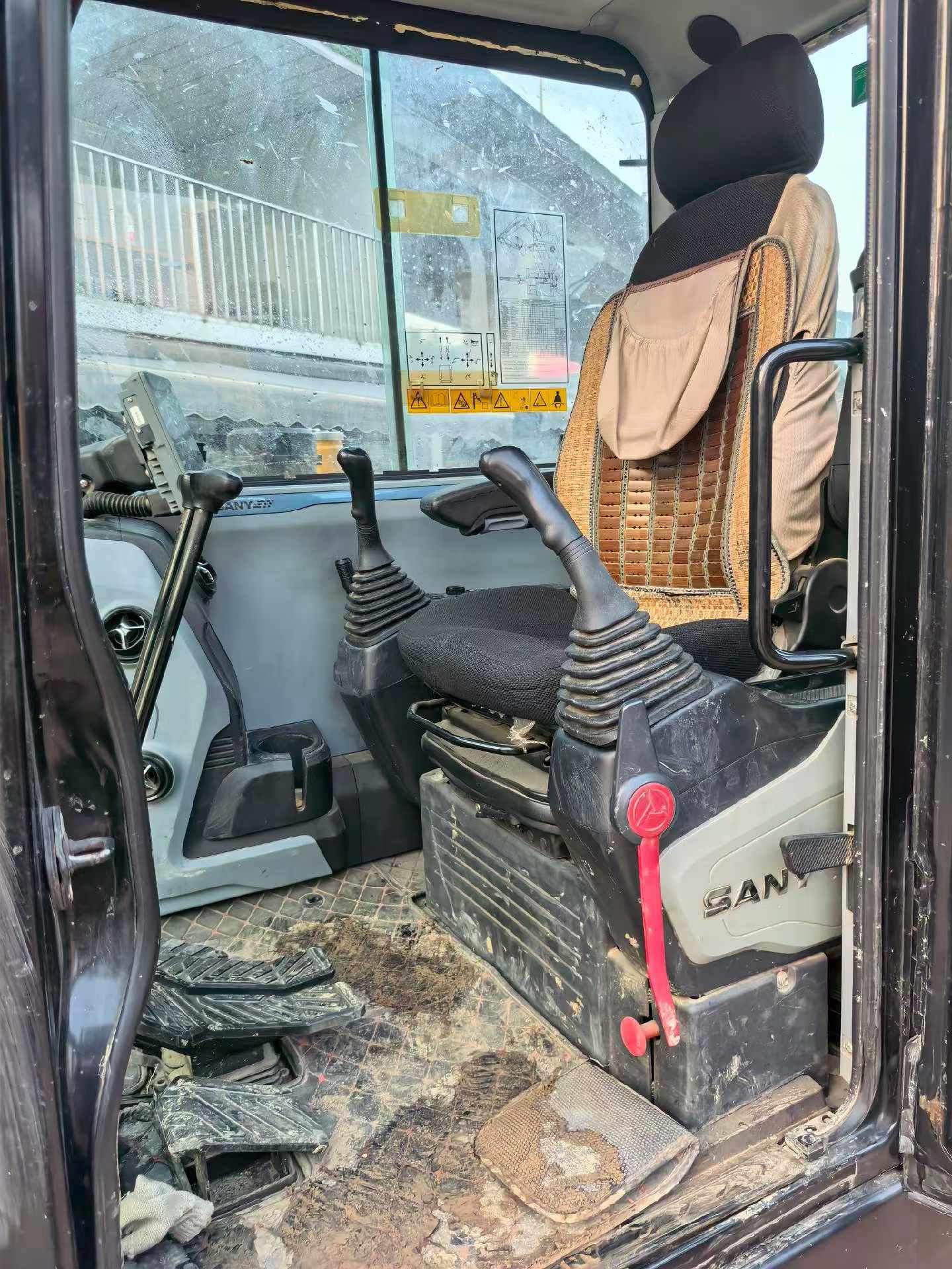 Used Sany SY60 Excavator 2022 Model / 8