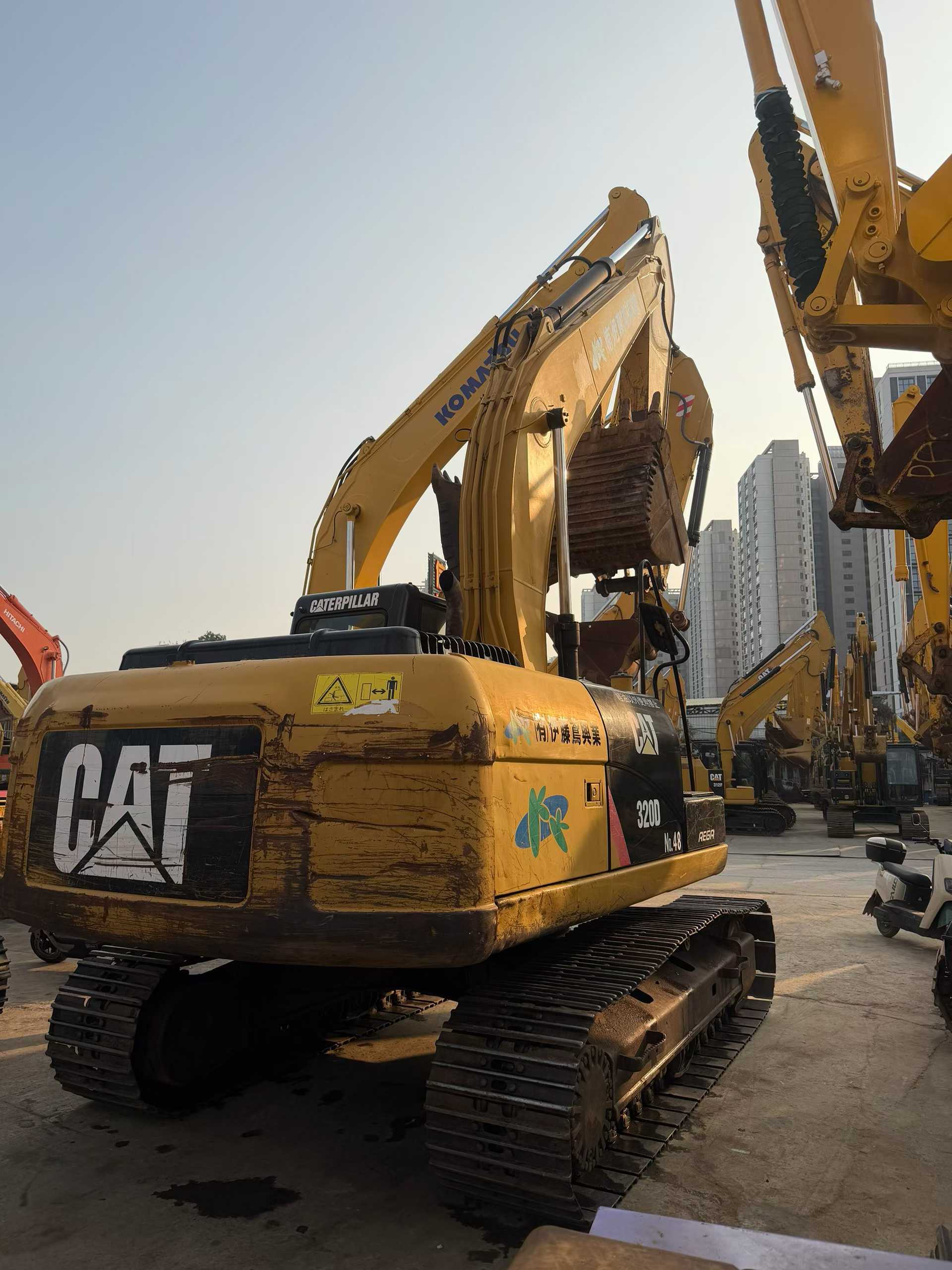 Used Caterpillar 320D Excavator 2016 Model / 2