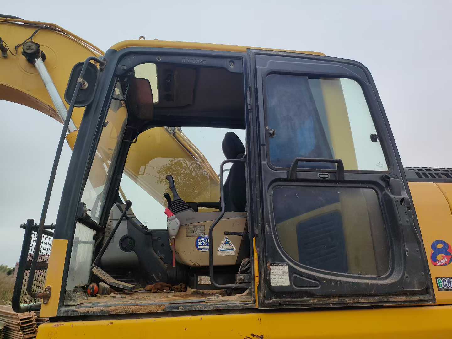 Used Komatsu PC200-8 Excavator 2016 Model / 4