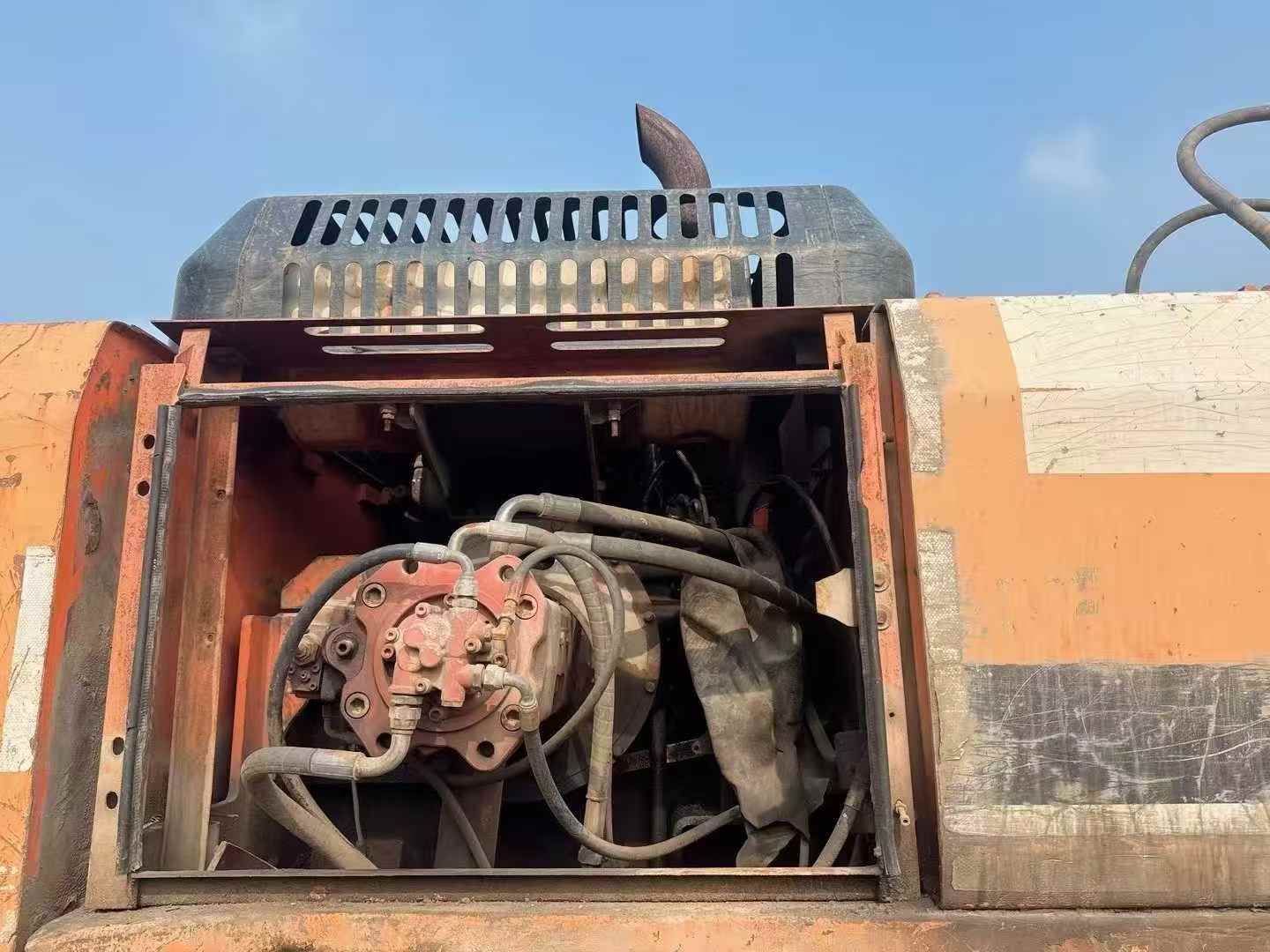 Buy Doosan DL420 Used Excavator / 6 Used Doosan DL420 Excavator 2016 Model / 6