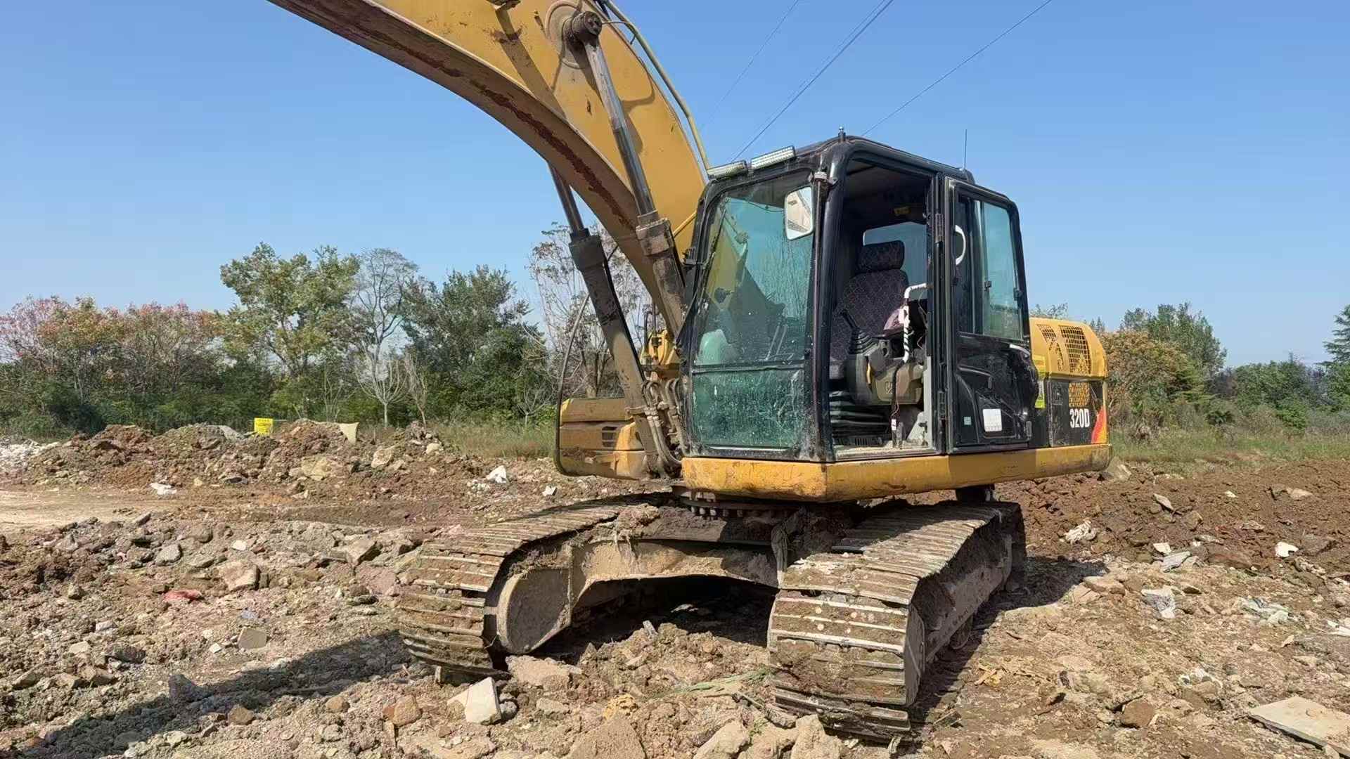 Used Caterpillar 320D Excavator 2010 Model / 2
