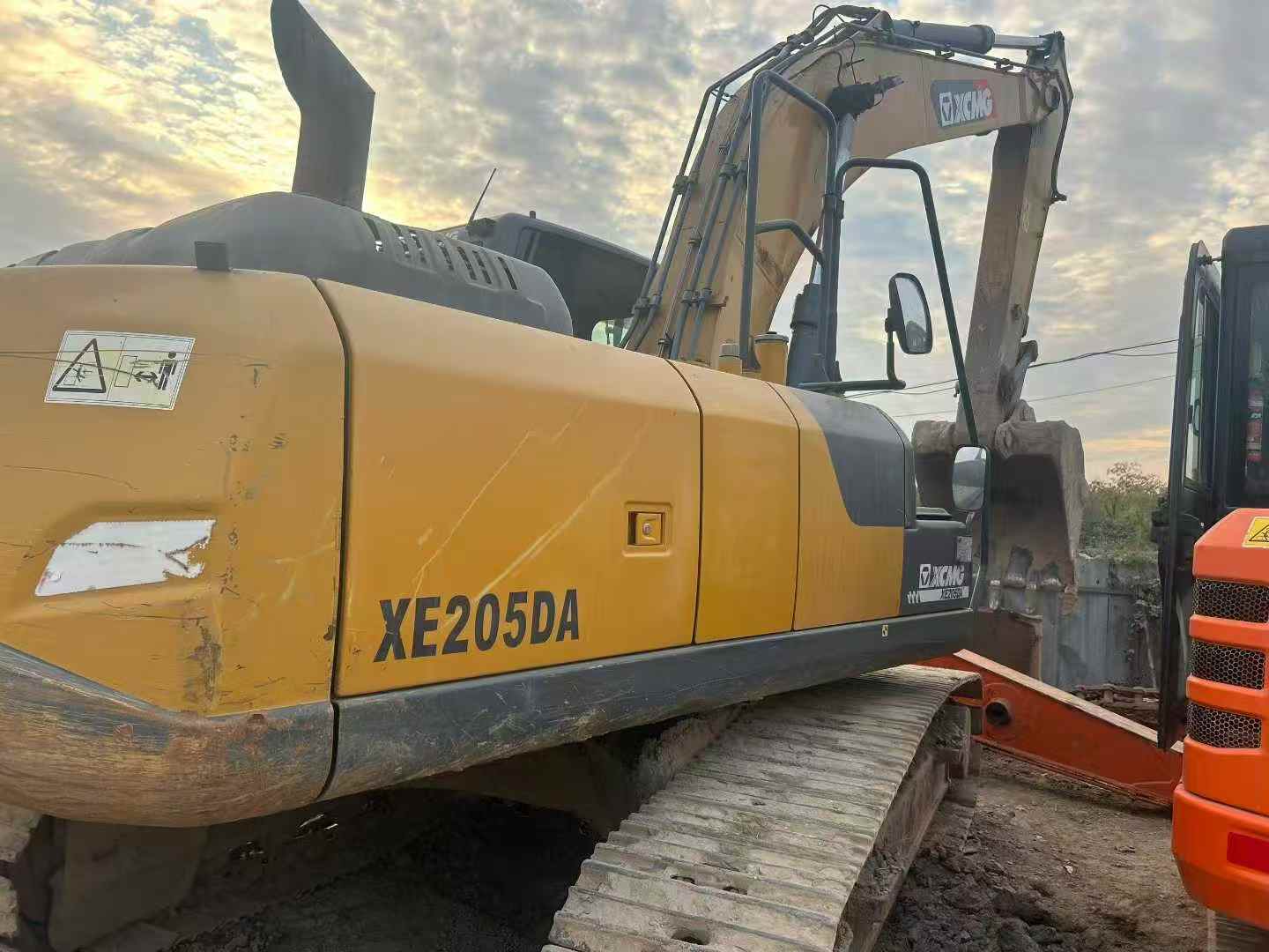 Used XCMG XE205GH Excavator 2021 Model / 2