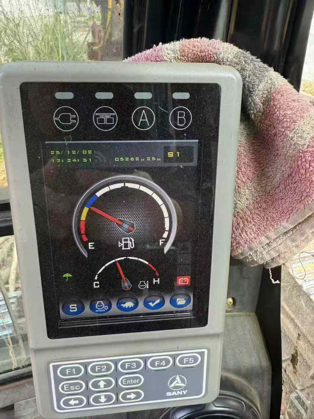 Used Sany SY135 Excavator 2021 Model / 9