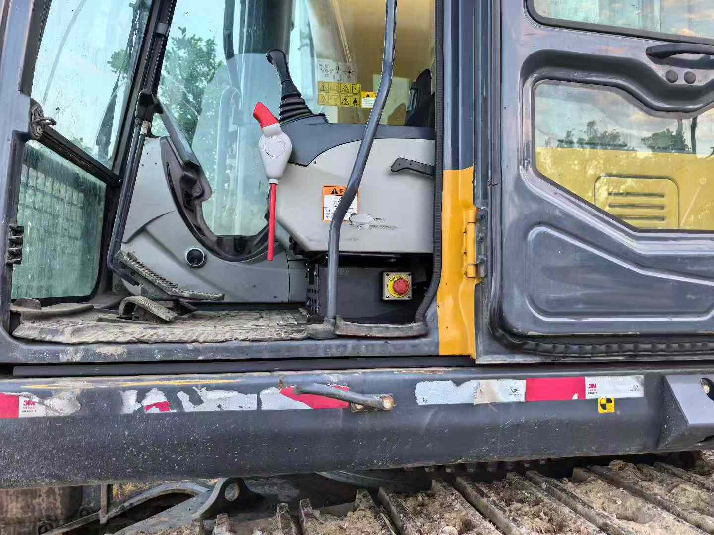 Used XCMG LW550KV Excavator 2022 Model / 2