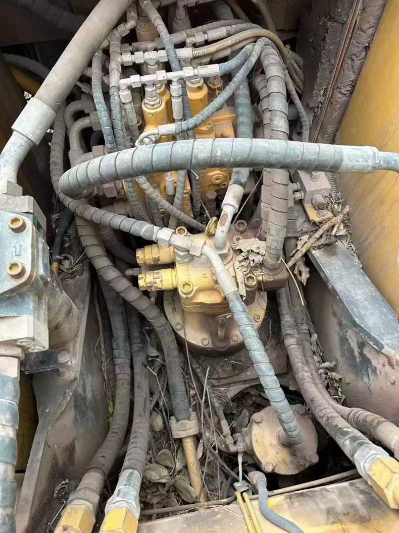 Used Sany SY135 Excavator 2017 Model / 6