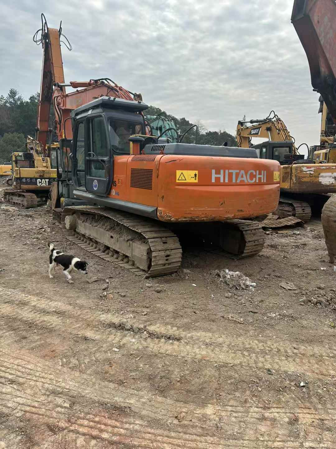 Used Hitachi ZAXIS200 Excavator 2016 Model / 4