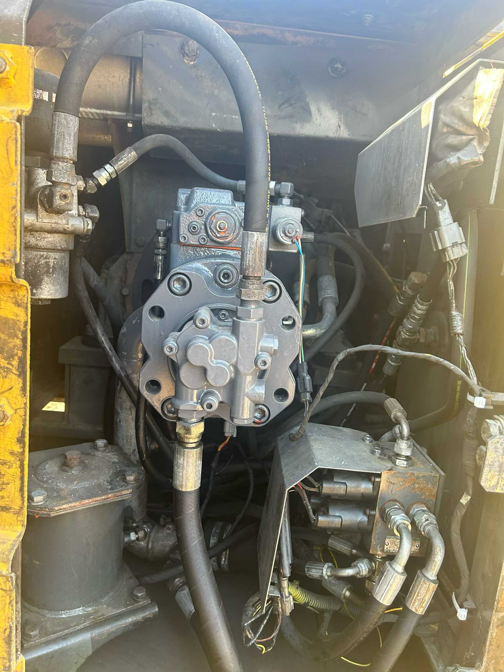 Used Sumitomo SH120 Excavator 2016 Model / 6