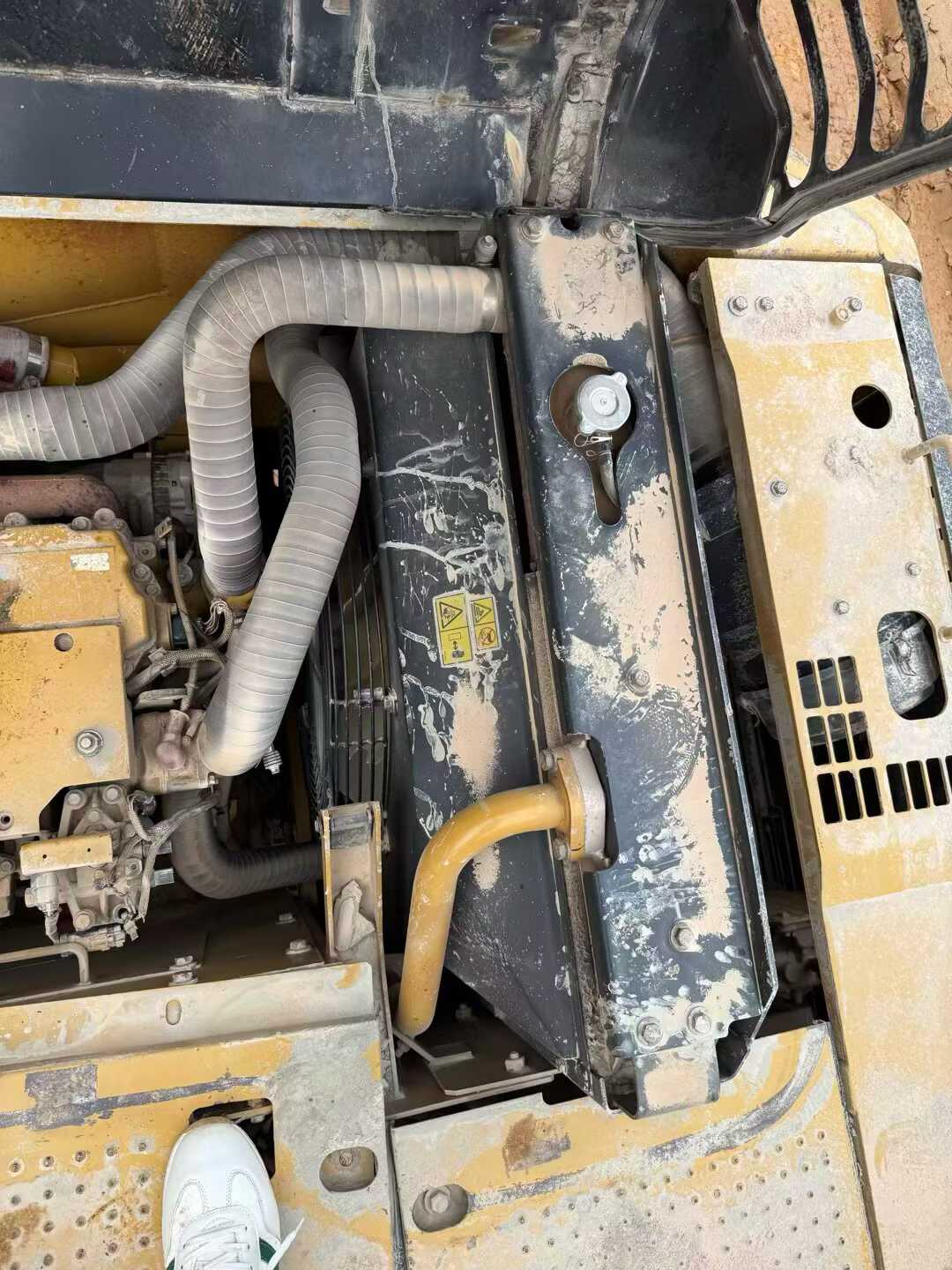 Used Caterpillar CT18 Excavator 2016 Model / 5