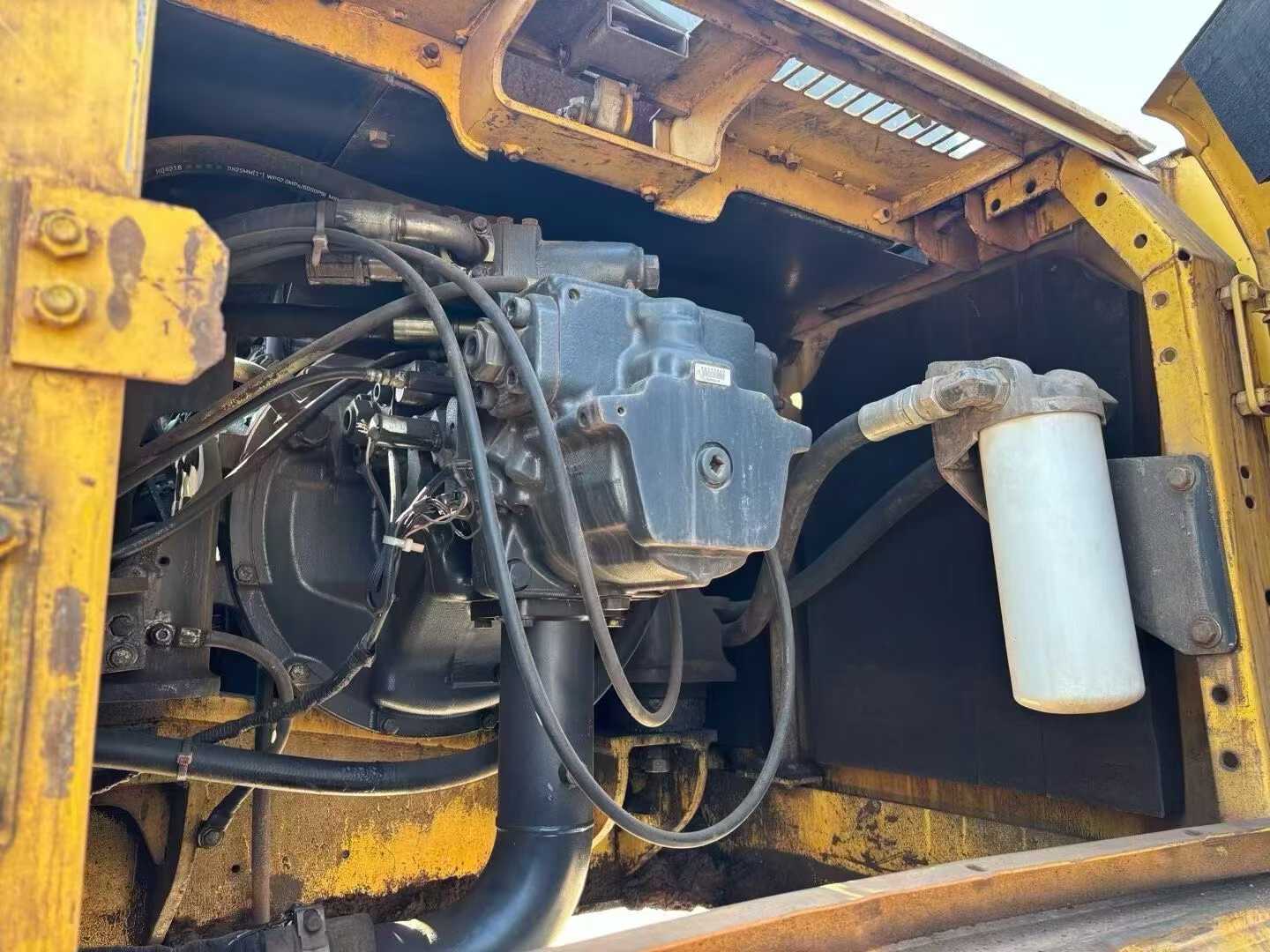 Used XCMG XE75C Excavator 2019 Model / 7