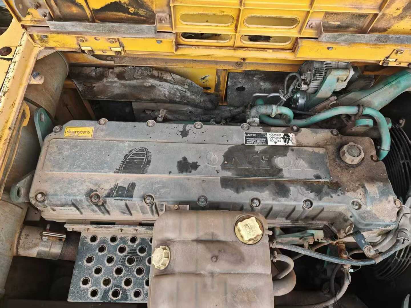 Used Volvo EC60 Excavator 2016 Model / 3