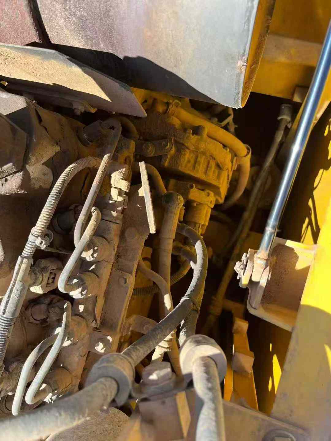 Used Komatsu PC200 Excavator 2015 Model / 4