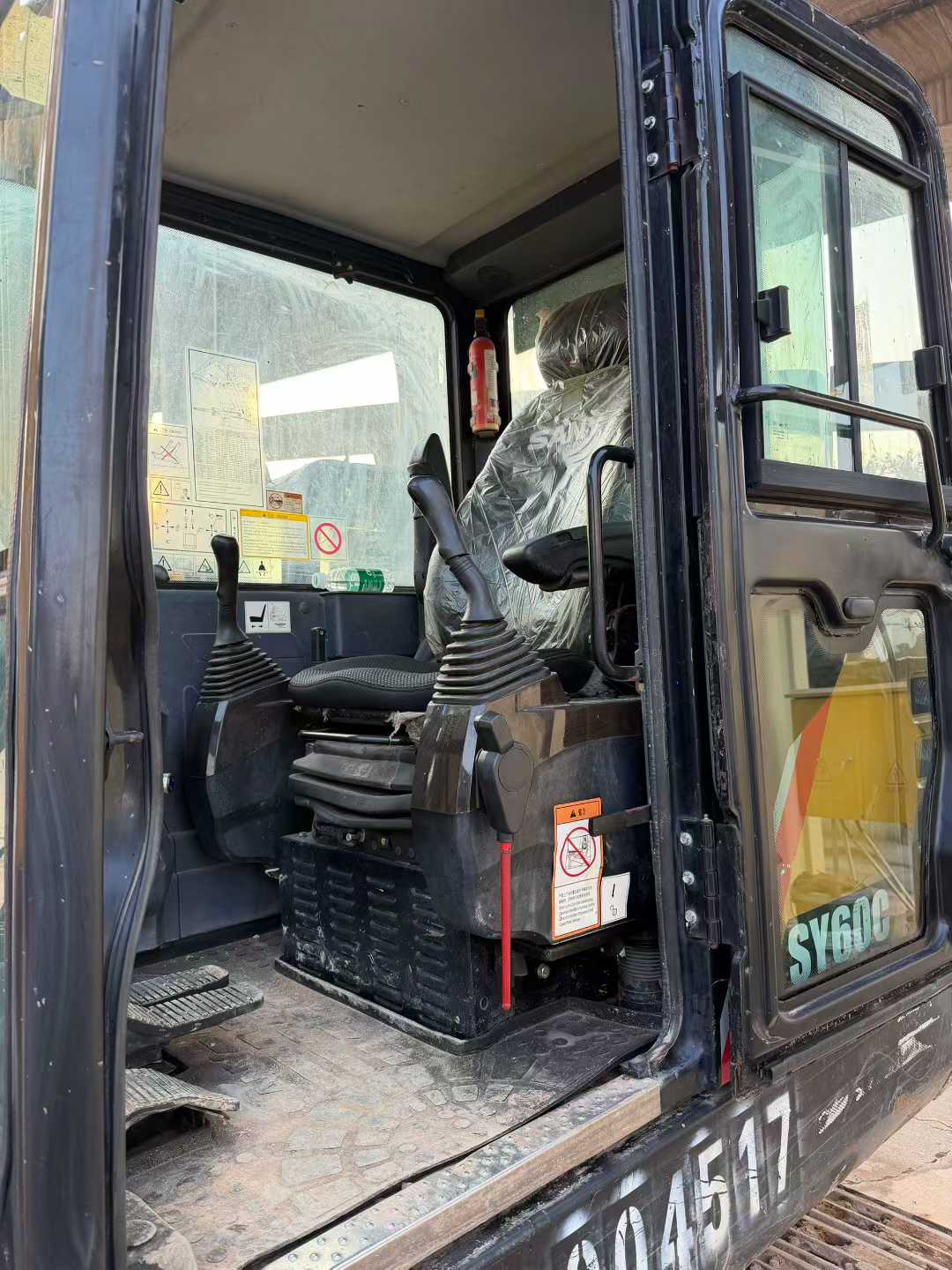 Used Sany SY60 Excavator 2020 Model / 3