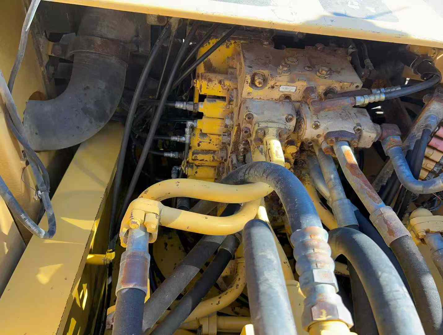 Used Komatsu PC350 Excavator 2016 Model / 8