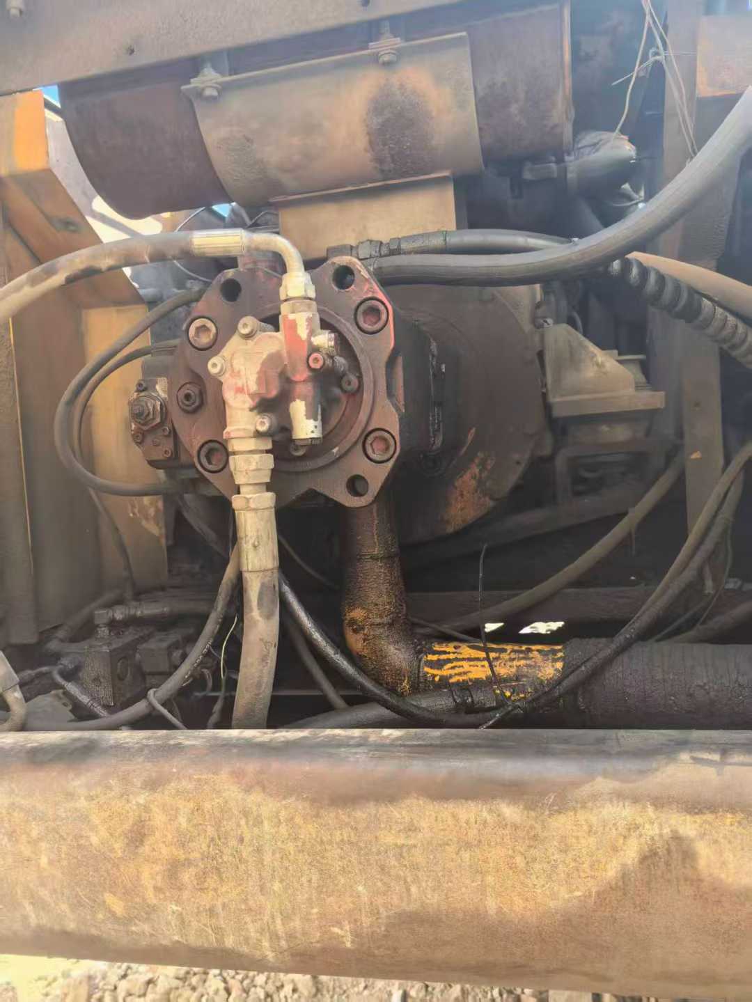 Used Hyundai XDL65 Excavator 2016 Model / 4