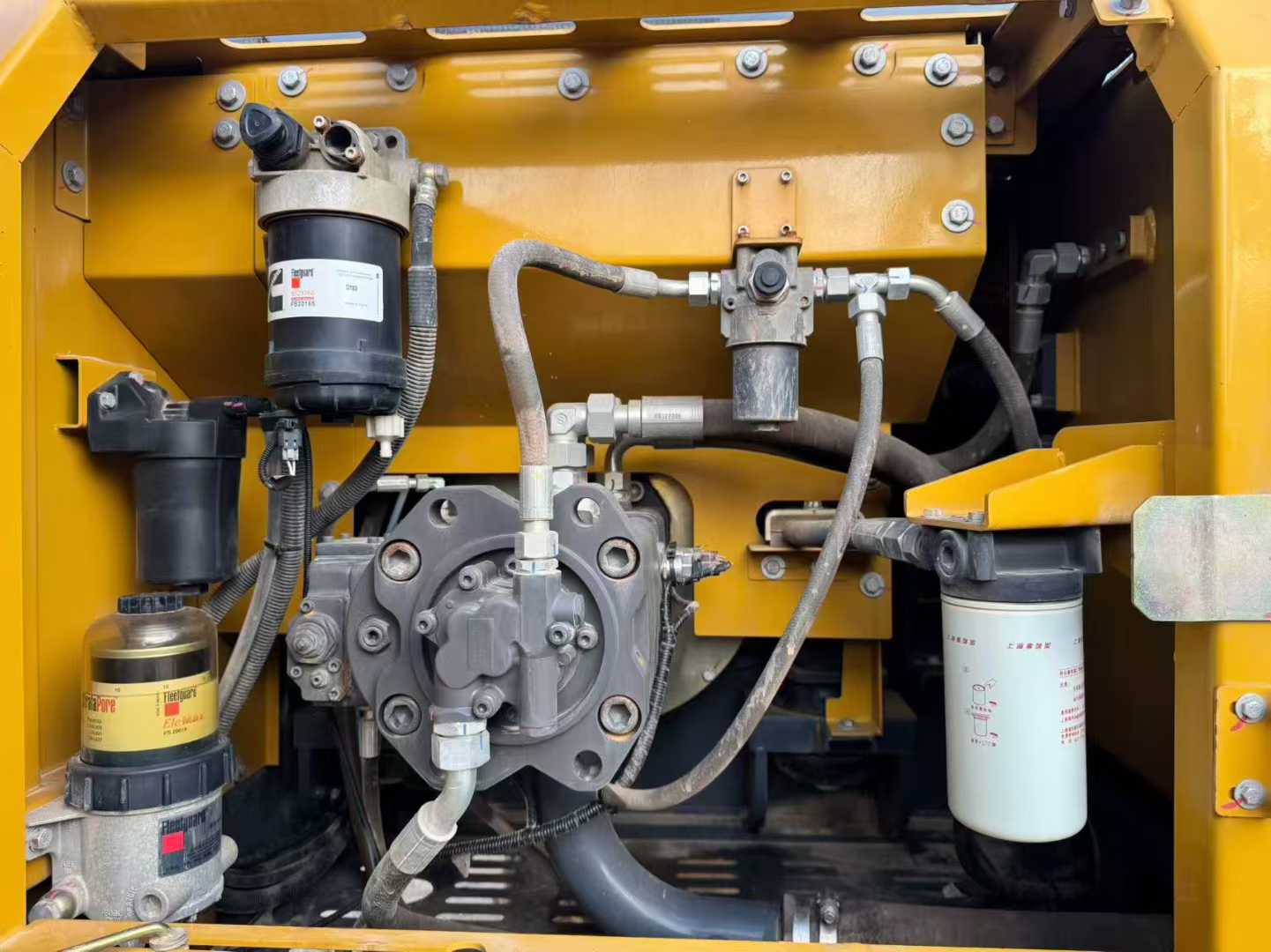 Used XCMG LW200 Excavator 2016 Model / 4