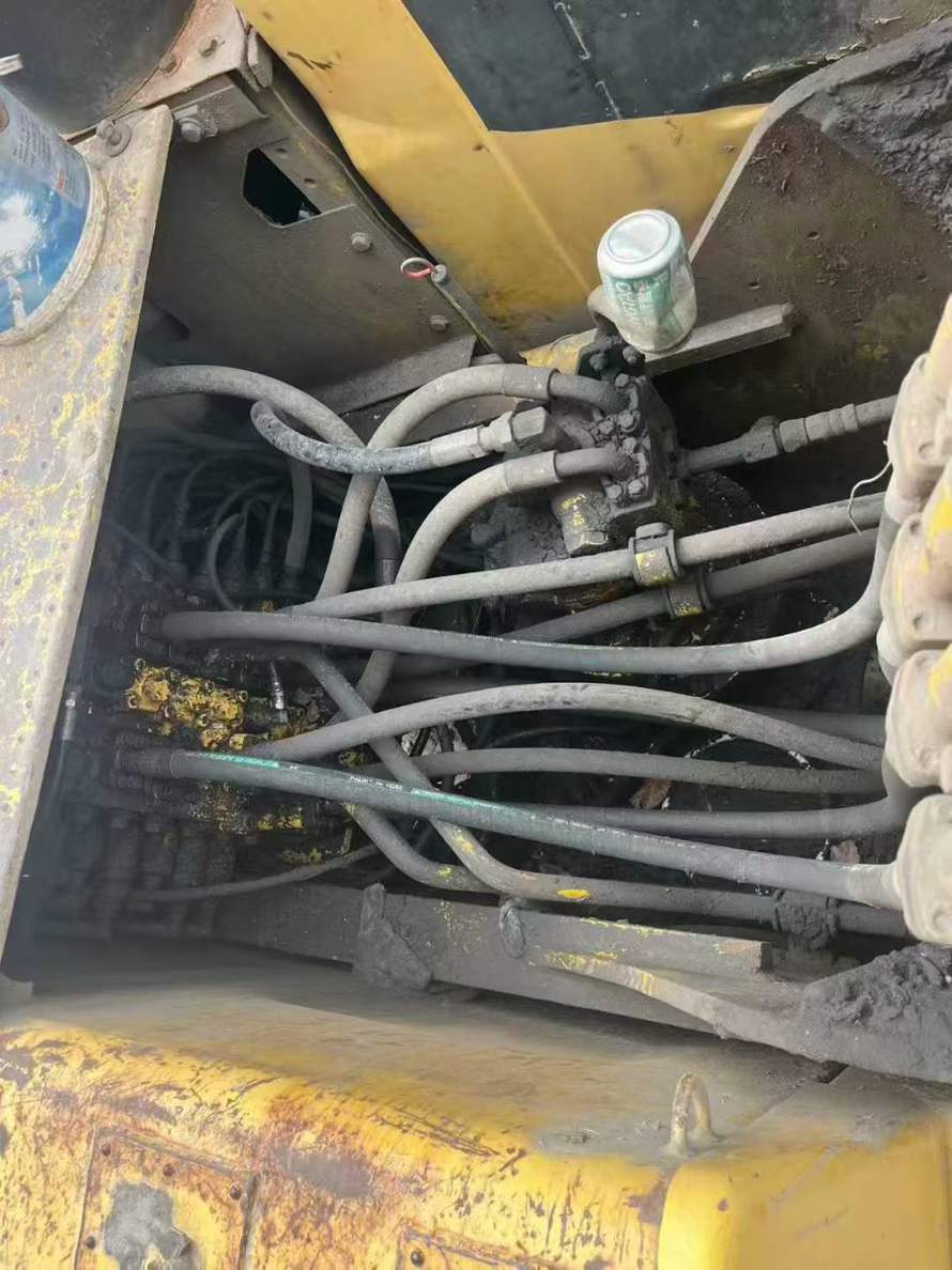 Used Komatsu PC200-8 Excavator 2016 Model / 2