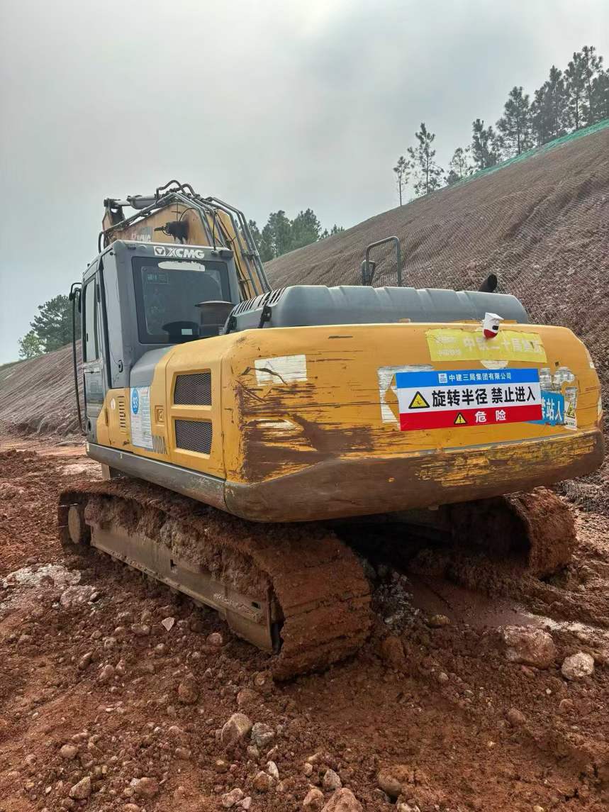 Used XCMG LW200 Excavator 2019 Model / 7