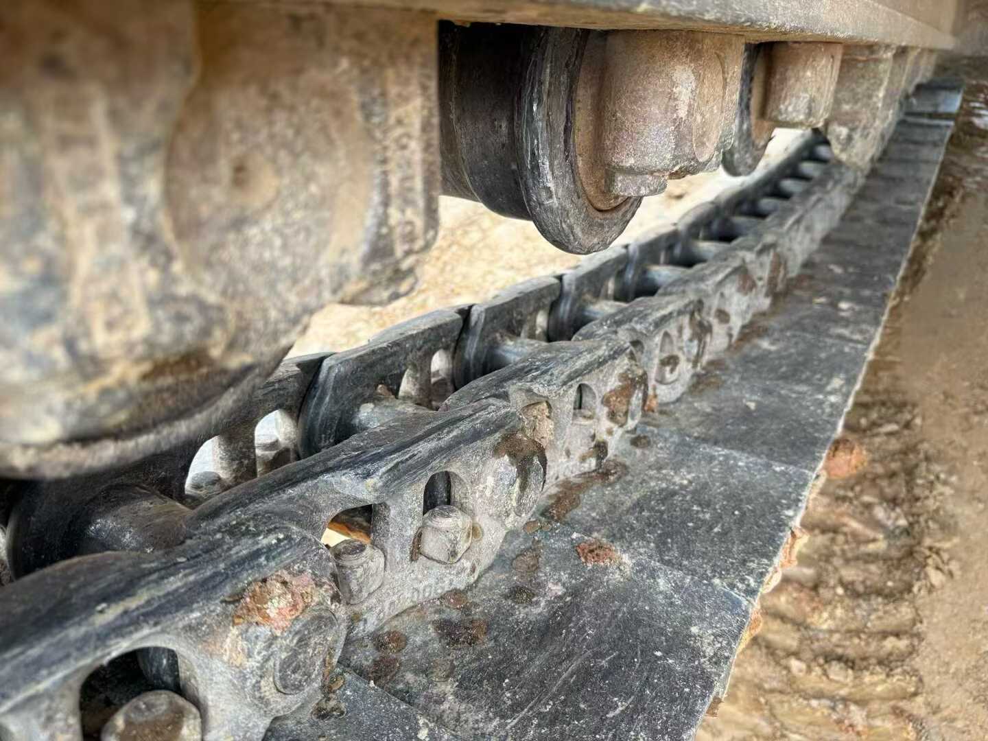 Used Caterpillar CT18 Excavator 2016 Model / 8