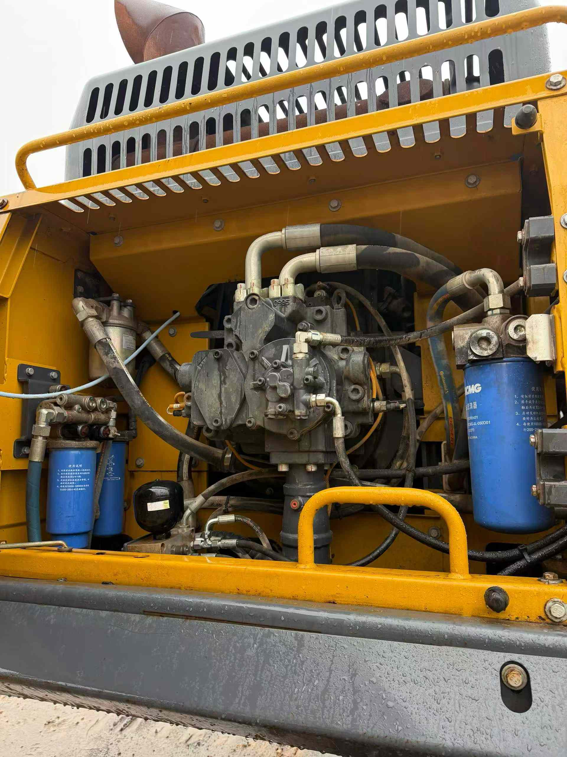 Used XCMG XE550DK Excavator 2021 Model / 3