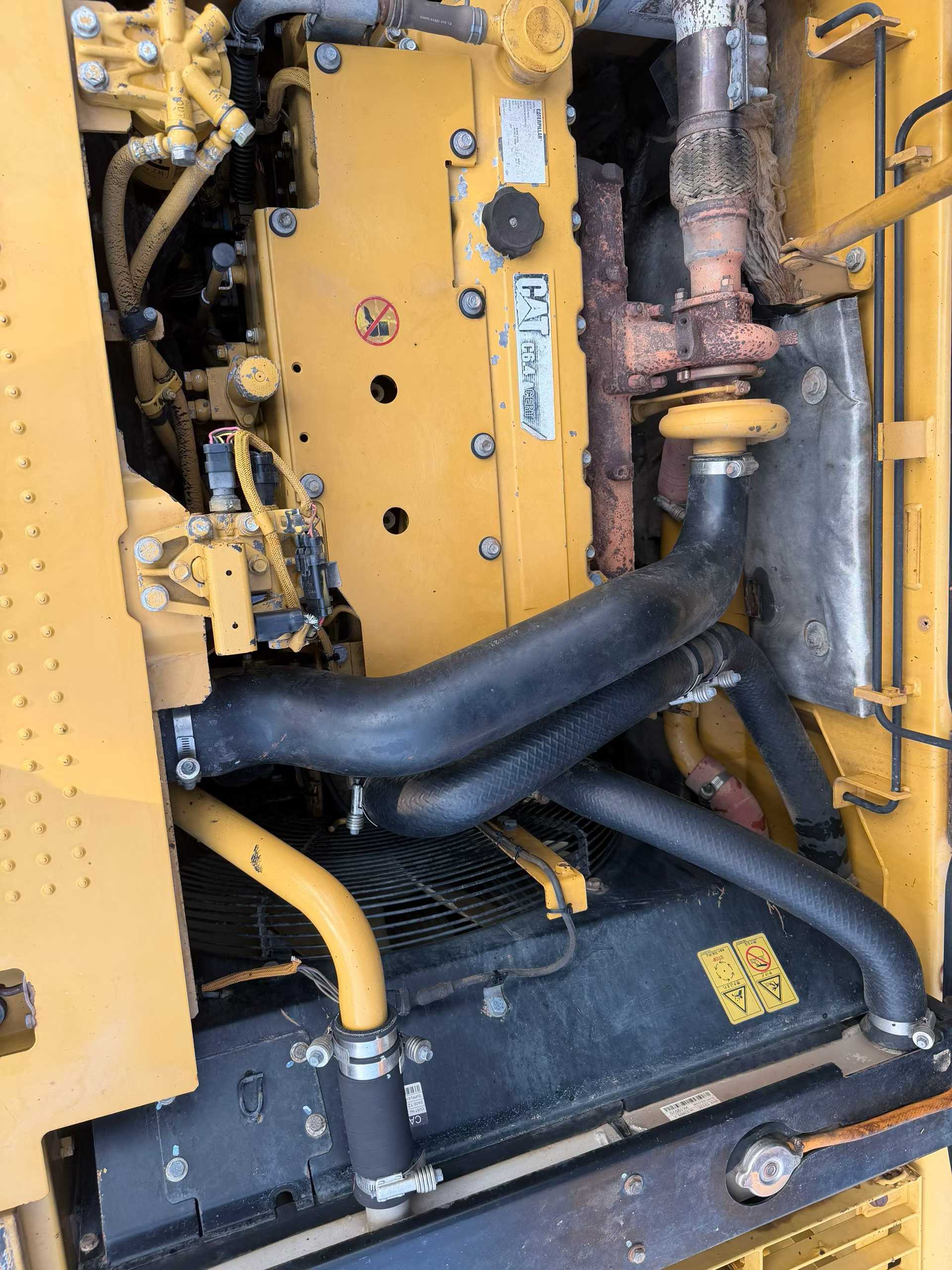 Used Caterpillar 320D Excavator 2016 Model / 6