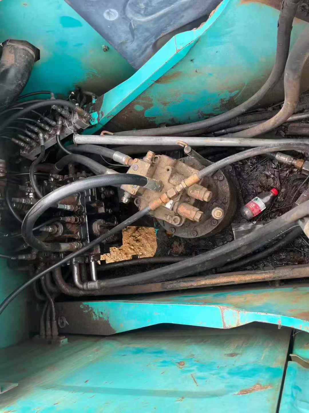 Used Kobelco SK200-8 Excavator 2016 Model / 6