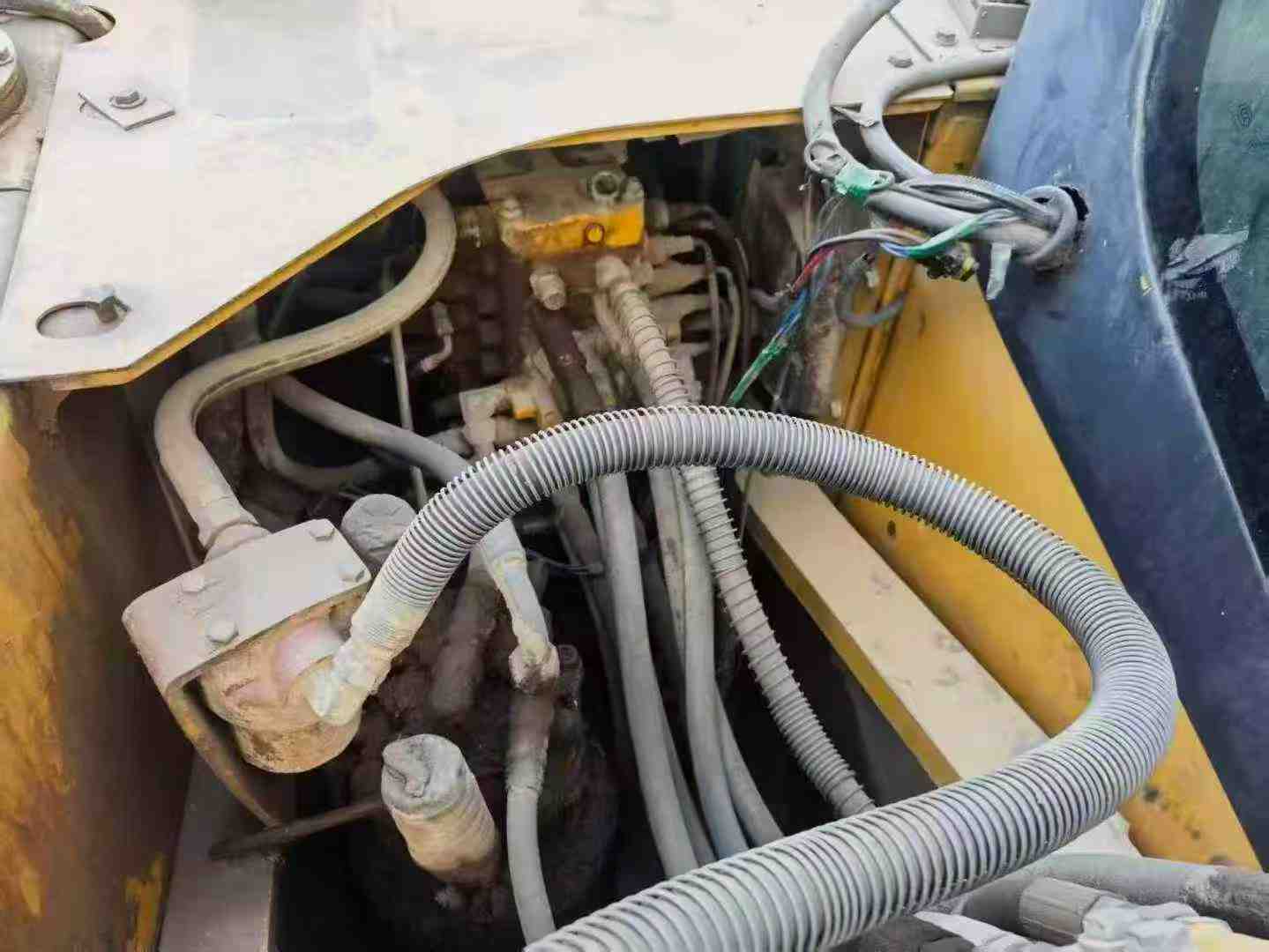 Used Komatsu PC60 Excavator 2016 Model / 4