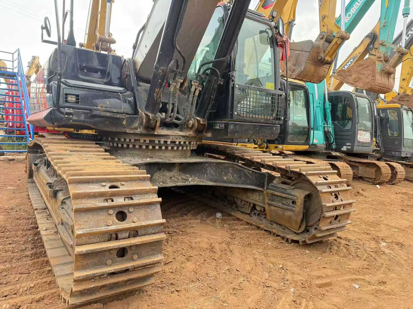 Used XCMG XE80D Excavator 2022 Model / 8