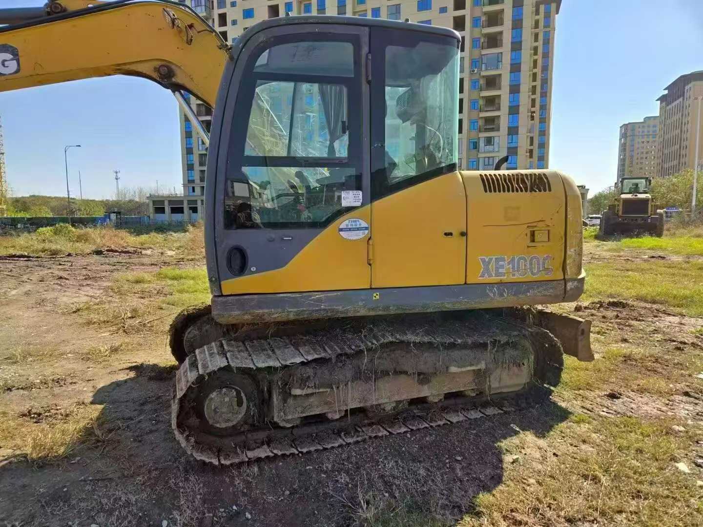 Used XCMG XE75C Excavator 2019 Model / 4