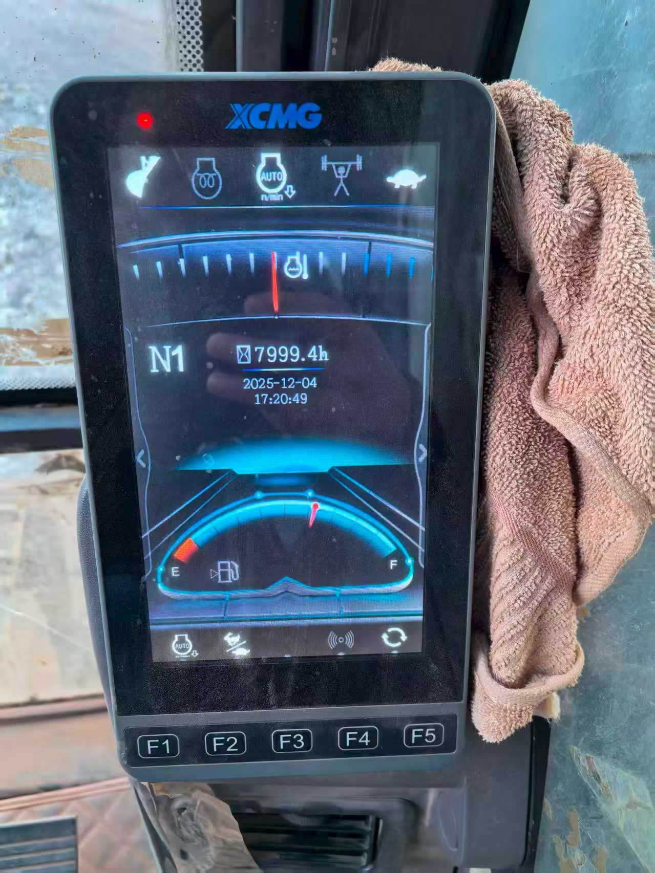 Used XCMG XE490KS Excavator 2020 Model / 9